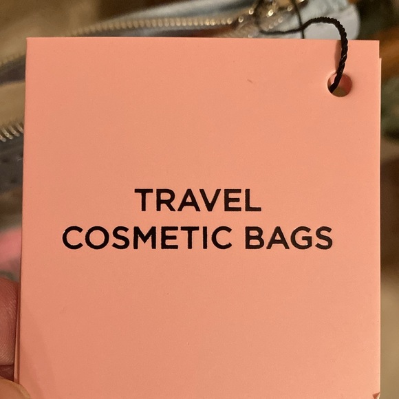 Juicy Couture 2 Piece Nested Travel Cosmetic Bag Set w/Toiletry Bottle NWT - Picture 13 of 14